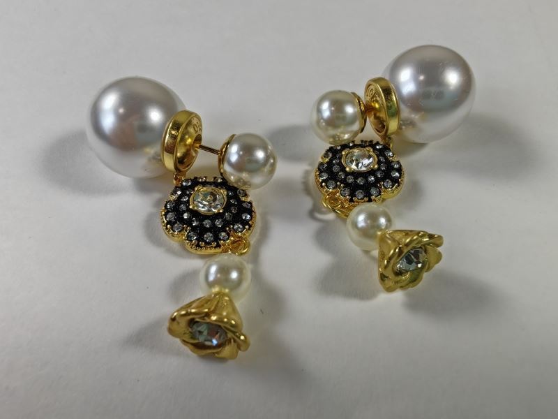 Christian Dior Earrings